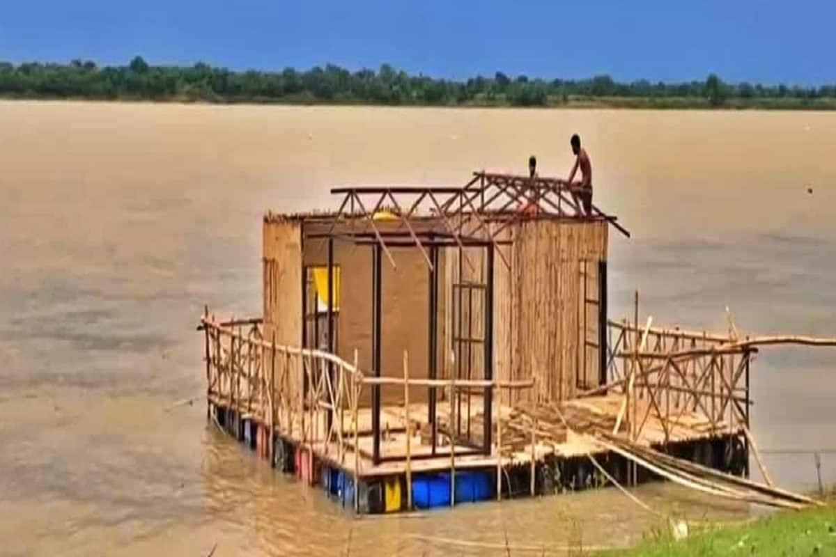 floating house 2024 08 b89418e02611e5fe8d977979d1e3c33d 3x2 fqj4JC